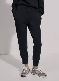 The Slim Cuff Pant 25"