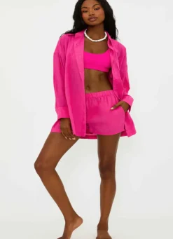 Tia Short